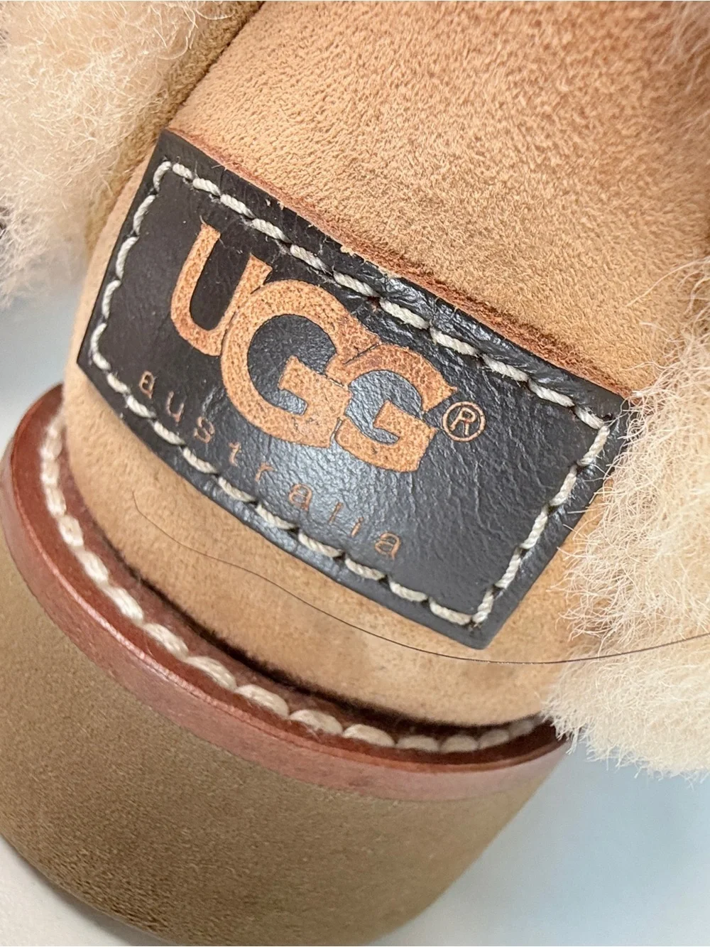 UGG Australia Maylin Sheepskin Cuff Boots Chestnut Suede Fur Winter Boots Size 8